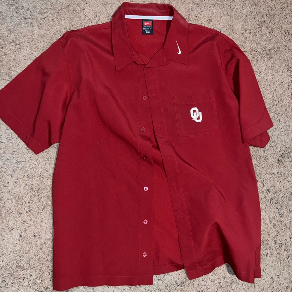 Vintage NIKE University of Oklahoma (OU) short sleeve button up